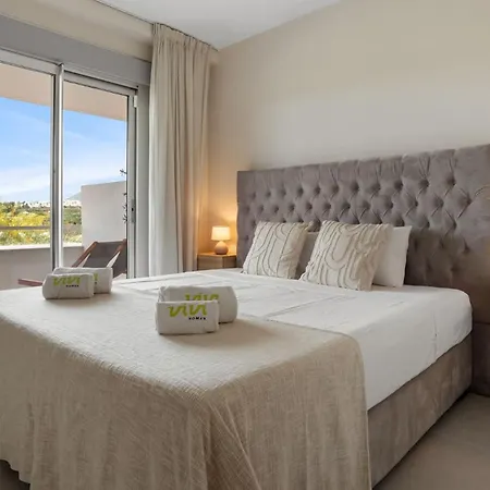 Vivi Homes - Casa Giulia * Εστεπόνα