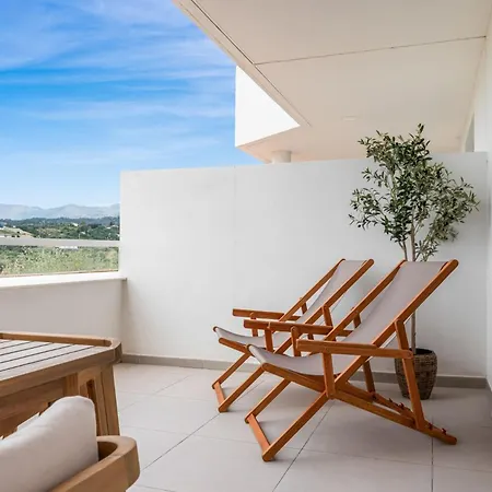 Vivi Homes - Casa Giulia Εστεπόνα